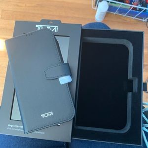 Sleek Tumi Wallet iPhone case for 13 Pro or 14pro NEW IN BOX. Authentic!
